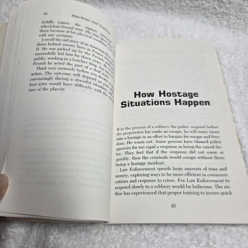 How to Be a Hostage and Live by Captain Frank A Bolz Jr NYPD Police Negotiator